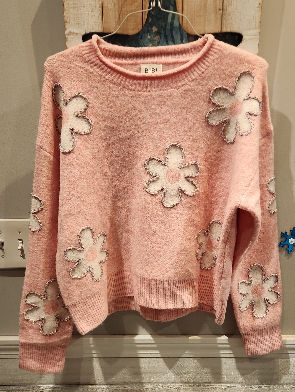 EUC BiBi Pink Floral Patch Crewneck Sweater Women's Sz L